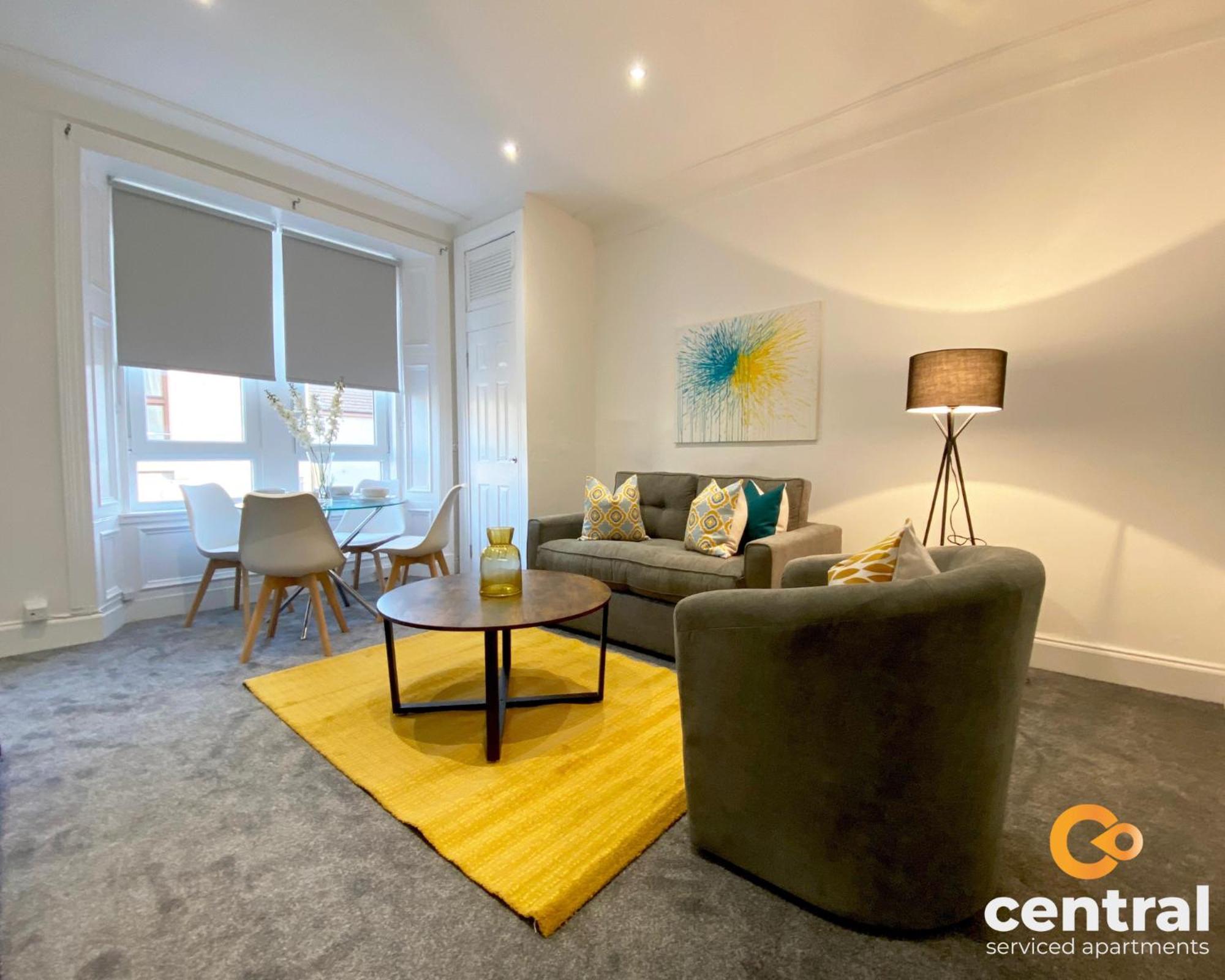 Central Serviced Apartments - Cosy 1 Bedroom - Modern - Close To Transport Links - Quiet Neighbourhood - Fast Wifi - Fully Equipped - Smart Tvs In All Rooms - Monthly Stays Welcome - Free Street Parking - Ideal Relocation To Dundee Accommodation מראה חיצוני תמונה